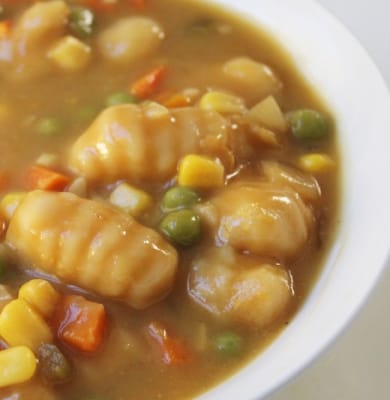 Veggie Dumpling Soup